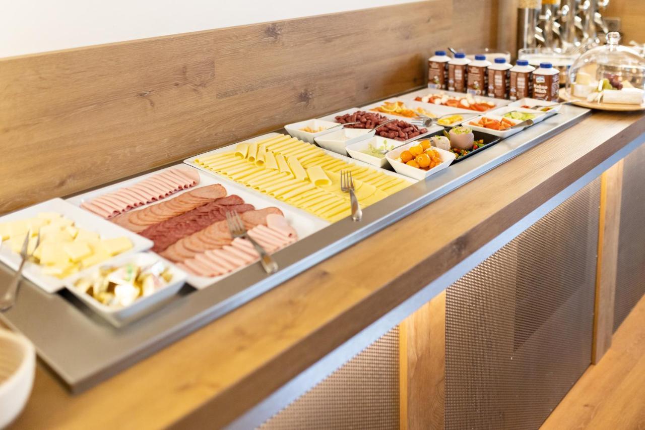 Das Reinisch Hotel - Near Vienna Airport Schwechat Luaran gambar