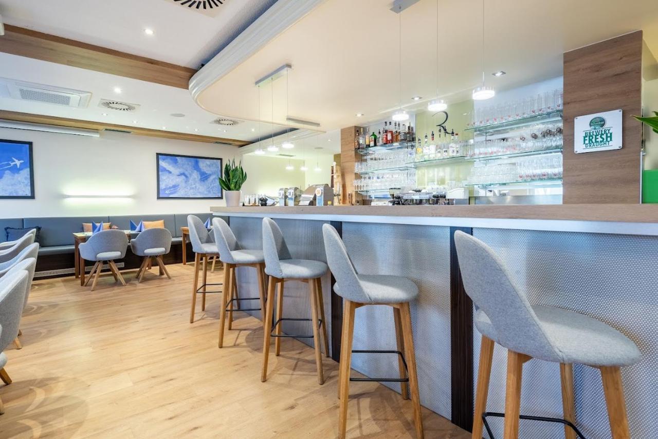 Das Reinisch Hotel - Near Vienna Airport Schwechat Luaran gambar