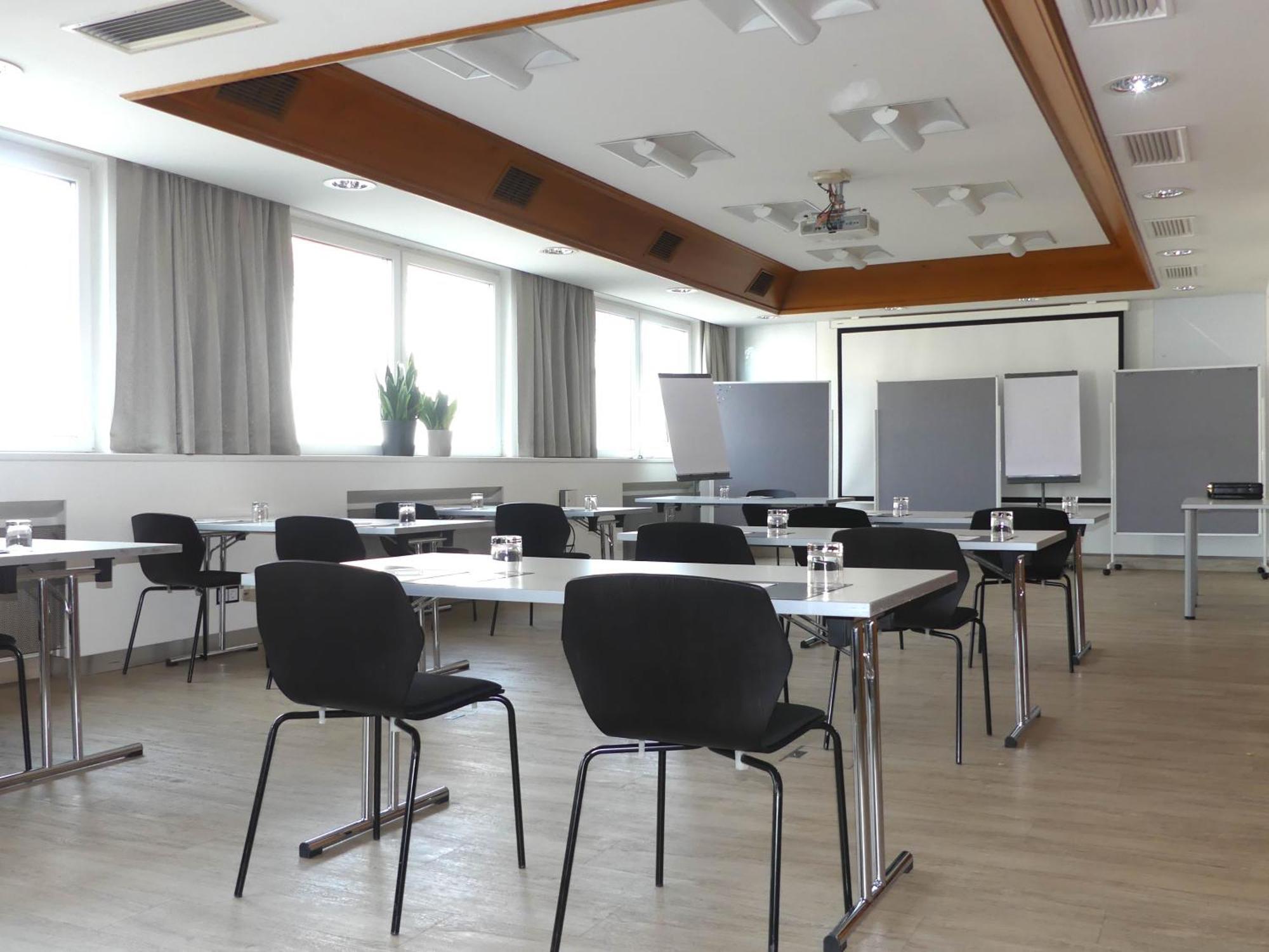Das Reinisch Hotel - Near Vienna Airport Schwechat Luaran gambar