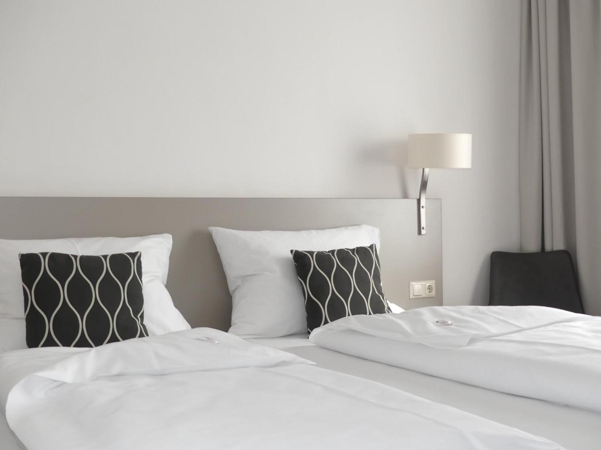 Das Reinisch Hotel - Near Vienna Airport Schwechat Luaran gambar