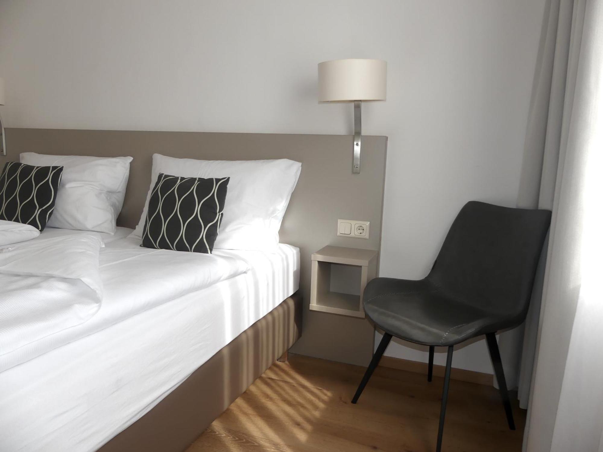 Das Reinisch Hotel - Near Vienna Airport Schwechat Luaran gambar