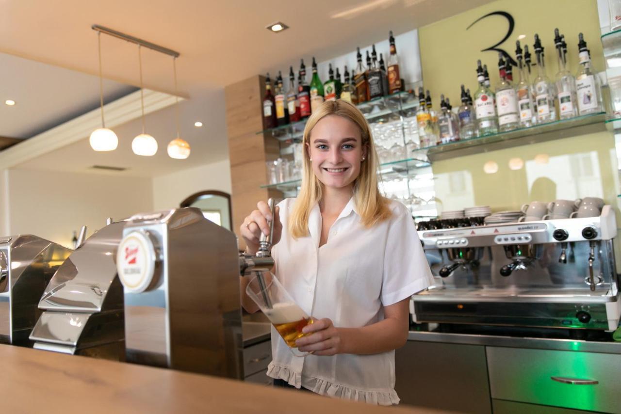 Das Reinisch Hotel - Near Vienna Airport Schwechat Luaran gambar